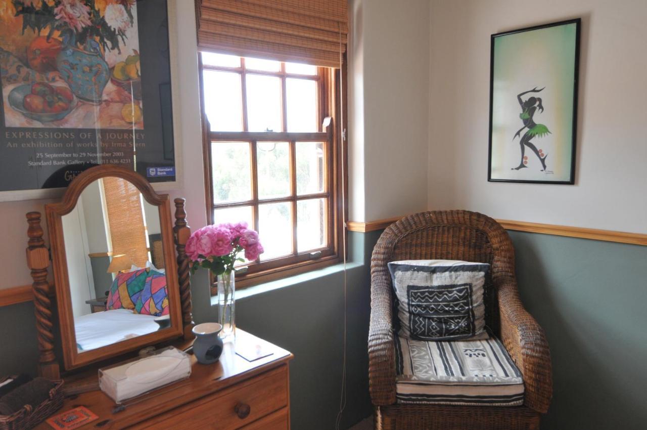 Peace Valley Guesthouse Napier ภายนอก รูปภาพ